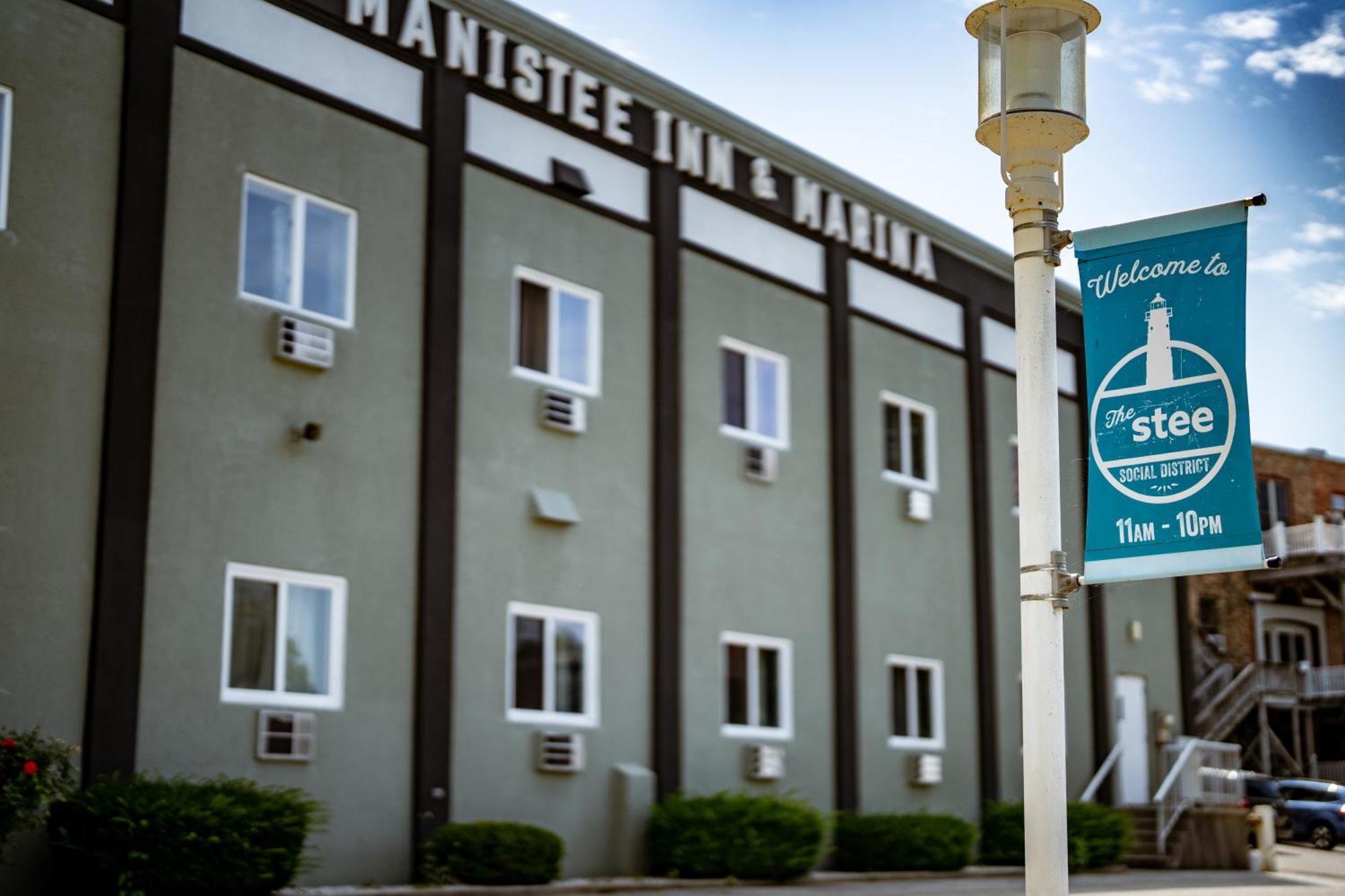 Manistee Inn & Marina Eksteriør billede